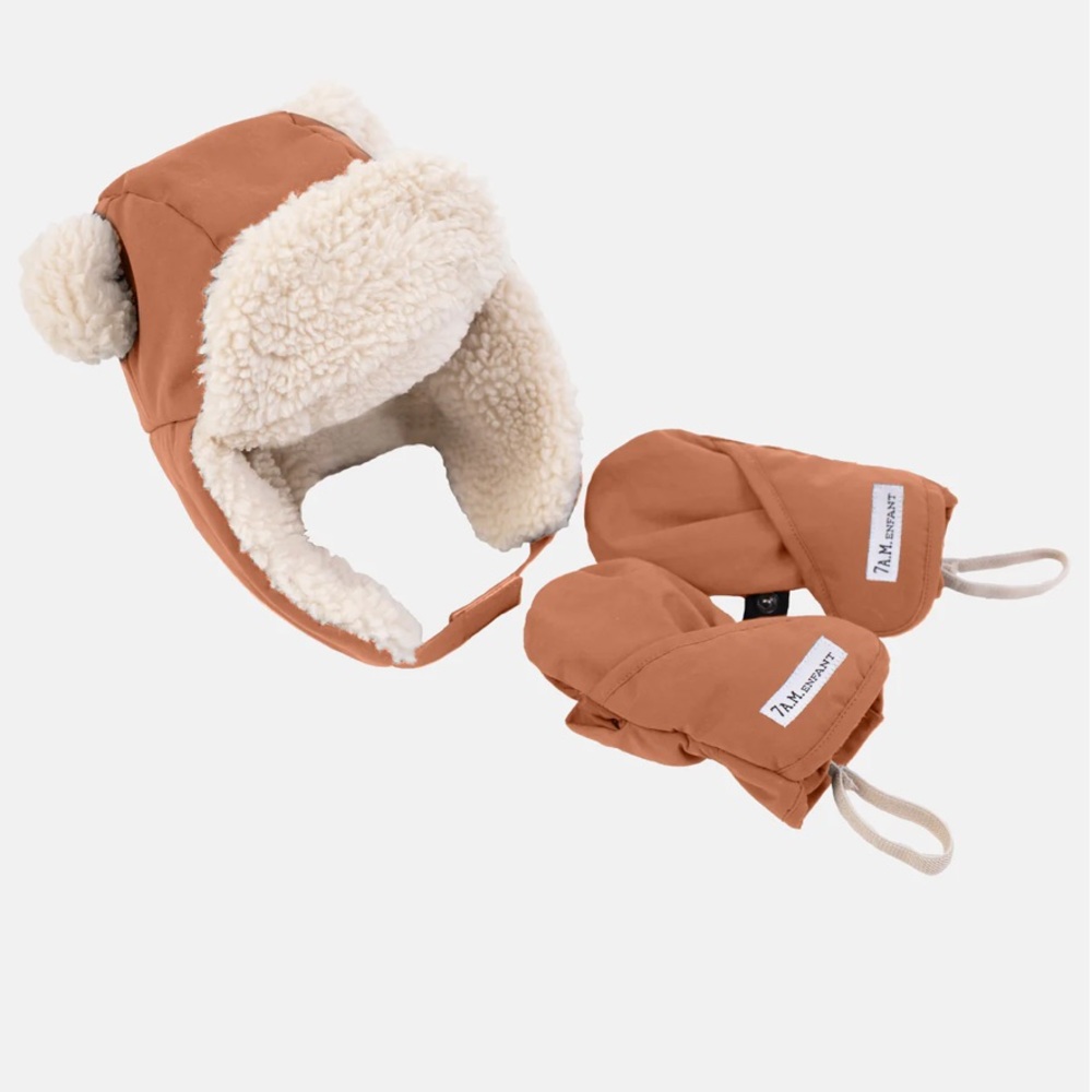 7AM ENFANT 6-12months Kids Winter Hat and Mittens Set *like new*